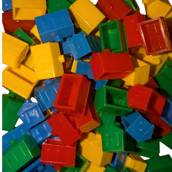 Monopoly Junior | 96 Pieces Plastic Hotels Board Game Replacement Parts - Picture 6 of 8